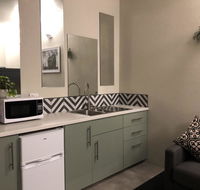 Scandi Stayz Retreat 3 - Southport Accommodation