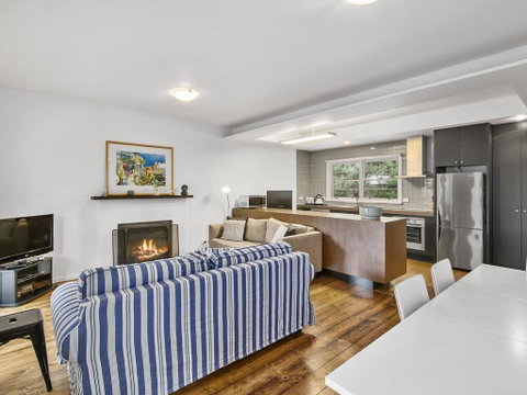 SEA CORNER - Anglesea - Southport Accommodation 2