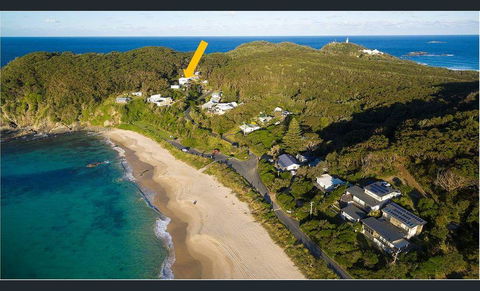 Seal Rocks Beach House ....Sugarloaf - Southport Accommodation 1