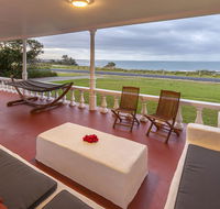 Seascape Beach House - Southport Accommodation