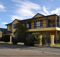 Serendipity - Southport Accommodation