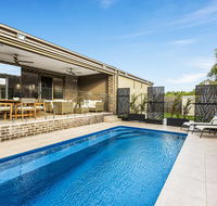 Serenity on Seaview Boutique retreat with pool by the beach - Southport Accommodation