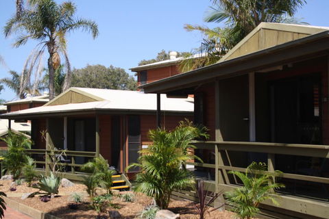 Shelly Beach Holiday Park - Southport Accommodation 3