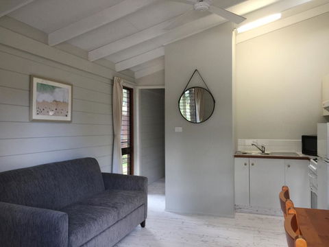 Shelly Beach Holiday Park - Southport Accommodation 2