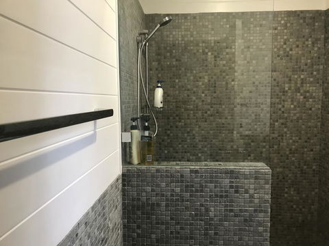 Silvermere Guesthouse - Southport Accommodation 3