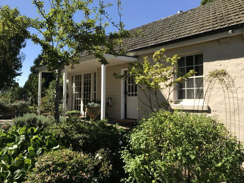 Silvermere Guesthouse - Southport Accommodation 1