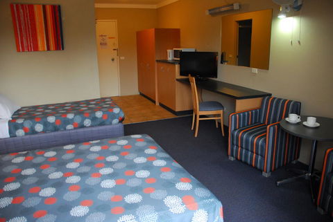 Southend Hotel - Southport Accommodation 1