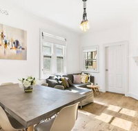 Spacious Harbour View 4bd home in Sydney CBD - Accommodation Southport