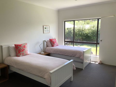 Spray Point Beach House: Entertaining Deck - Southport Accommodation 0
