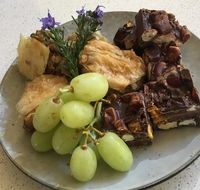Stephanies Country Cottages - Southport Accommodation