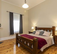 Strothers Farm House - Southport Accommodation