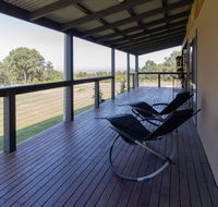 Studio 165 Hidden Gem on 50 acres with bay views - Southport Accommodation