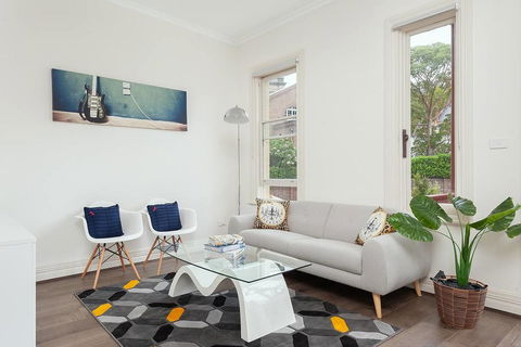 STUNNING SYDNEY HOME 11 - Southport Accommodation 2