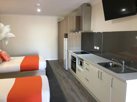Sturt Motel - Southport Accommodation 2