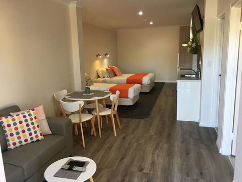 Sturt Motel - Southport Accommodation 0