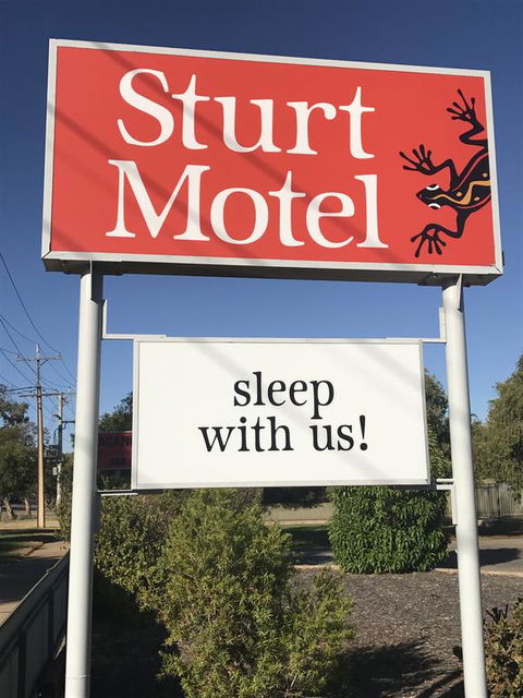 Sturt Motel - Southport Accommodation 3