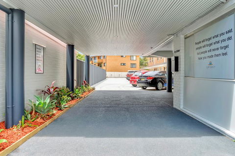 Surf Beach Motel Port - Southport Accommodation 1