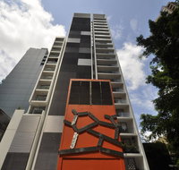 Sydney 1 Bed Modern Self Contained Apartment 402ALB - Accommodation Southport