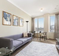 Sydney CBD 1 Bedroom Self-Contained Apartment with Spectacular Sydney Harbour View 1312 BRG - Accommodation Southport