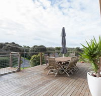 Tallarook Beach House - very close to beach - Southport Accommodation