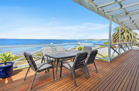 The Beach House - Point Turton - Southport Accommodation 1