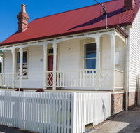 Brampton Cottage - Southport Accommodation