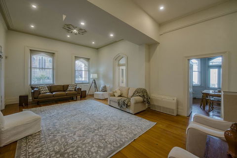 Roxburgh House Apartments - Southport Accommodation 13