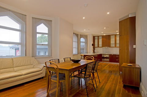 Roxburgh House Apartments - Southport Accommodation 0