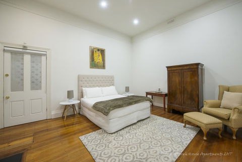 Roxburgh House Apartments - Southport Accommodation 8