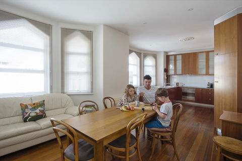 Roxburgh House Apartments - Southport Accommodation 11