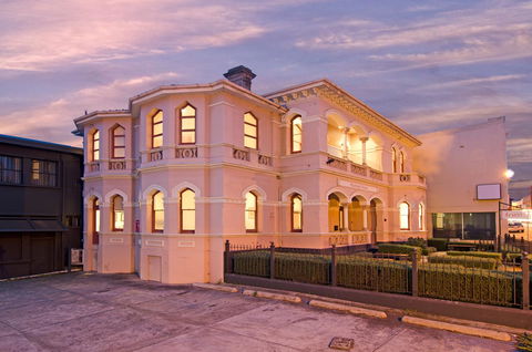 Roxburgh House Apartments - Southport Accommodation 10