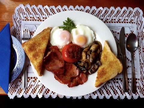 Cambridge House Bed & Breakfast - Southport Accommodation 1