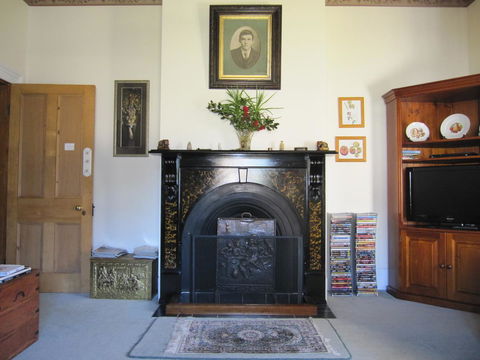Cambridge House Bed & Breakfast - Southport Accommodation 12
