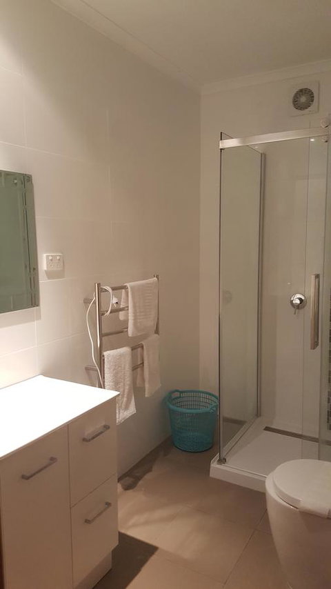 AppleBay Guest House - Accommodation Southport 34