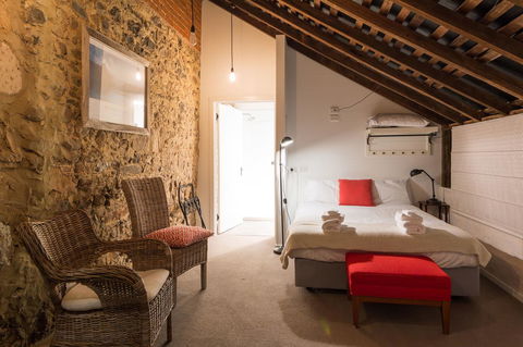 Ratho Farm - Southport Accommodation 7