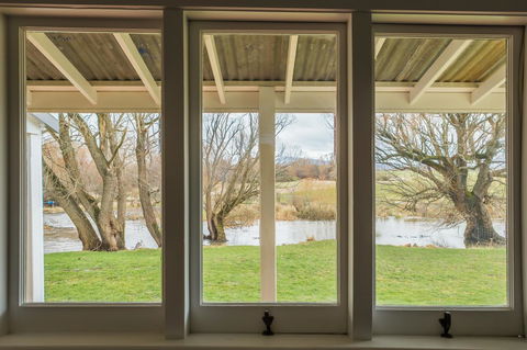 Ratho Farm - Southport Accommodation 13