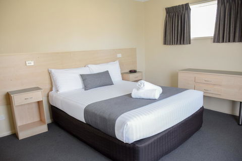 Beachway Motel - Southport Accommodation 9