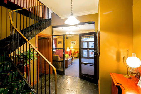 The Tasmanian Inn - Southport Accommodation 34