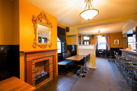 The Tasmanian Inn - Southport Accommodation 36