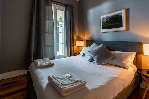 The Tasmanian Inn - Southport Accommodation 4