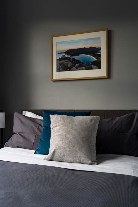 The Tasmanian Inn - Southport Accommodation 5