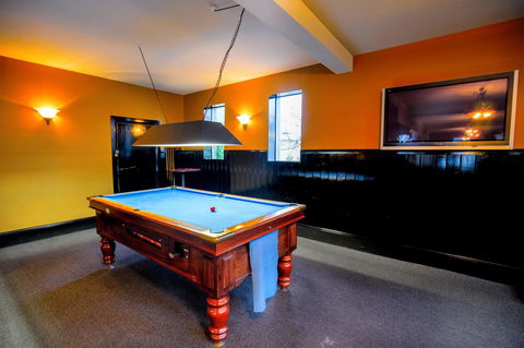 The Tasmanian Inn - Southport Accommodation 37