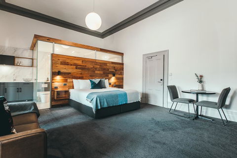 Maylands Lodge - Southport Accommodation 4