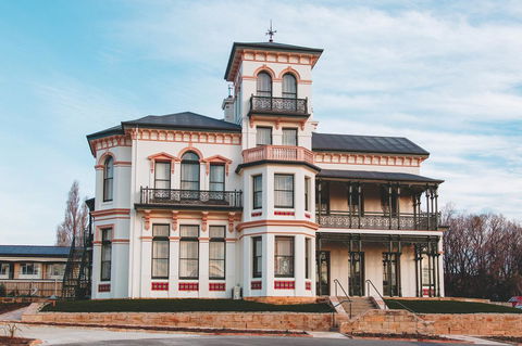 Maylands Lodge - Southport Accommodation 17