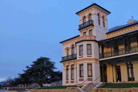 Maylands Lodge - Southport Accommodation 28