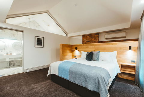 Maylands Lodge - Southport Accommodation 9