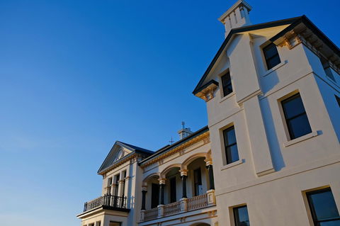 Maylands Lodge - Southport Accommodation 6