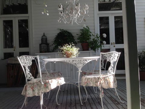 White Dove Cottage Bed And Breakfast - Southport Accommodation 9