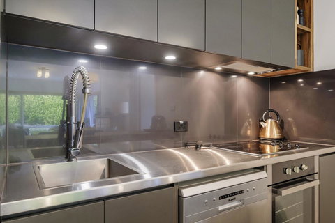 Apartment No 1 - Accommodation Southport 14