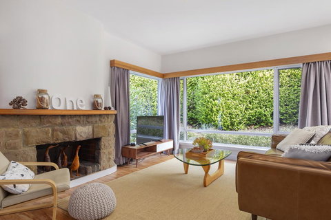 Apartment No 1 - Accommodation Southport 5